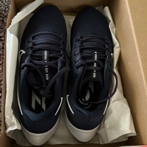 Brand New Never worn. I got the wrong size